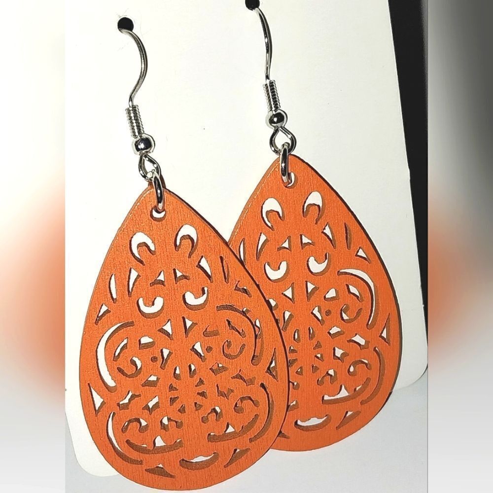 Ladies Orange Beautiful hollow leaf fashion earrings
